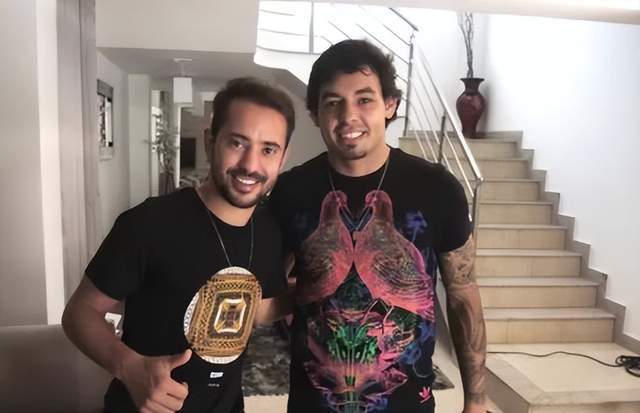 尽管身患重, 以其坚毅的 尽管身患重, 以其坚毅的